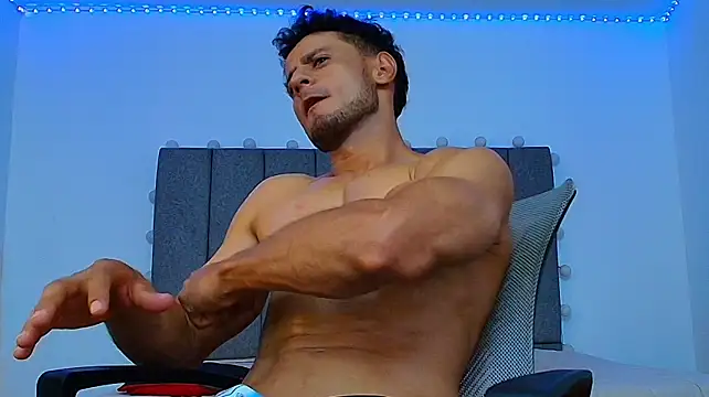 Adonys_Lewis_: απευθείας συνομιλία ΧΧΧ