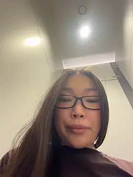 trytomakememoam's Live XXX Chat