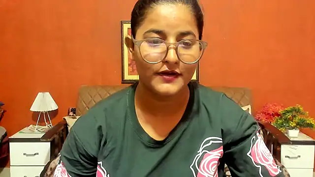 Jasmine_Jaey1's Live XXX Chat