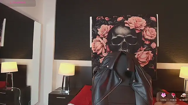 EvaaFoxxy1 Chat XXX live