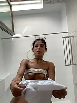 צ'אט XXX בשידור חי של Vicky_luxe