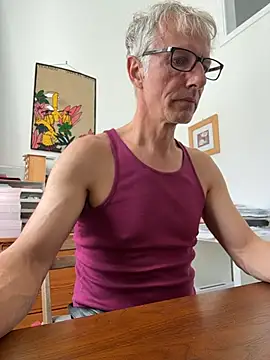 Chat XXX en directo de SexyLeon8