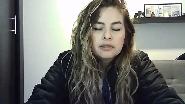 Valery__Rouse_ Chat XXX live