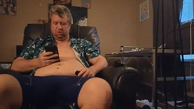 Single_White_Male's Live XXX Chat