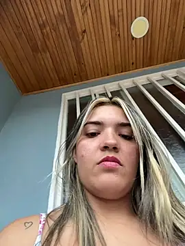 Sarita-candy's Live XXX Chat