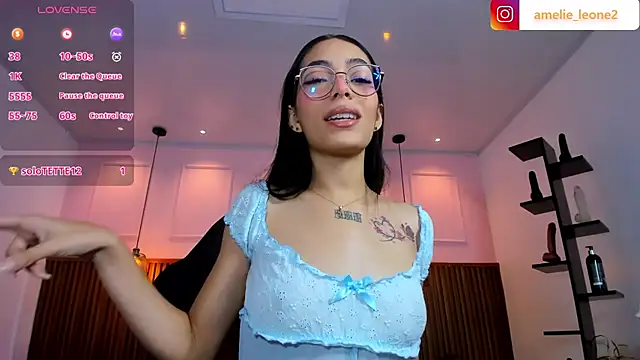 AMELIELEONE Live XXX-Chat