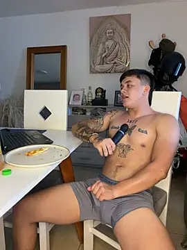 Christopher_strongg Chat XXX live