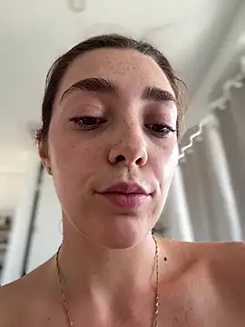 XXX chat uživo modela Your_Badass_
