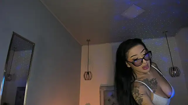 XXX chat uživo modela ayshel__