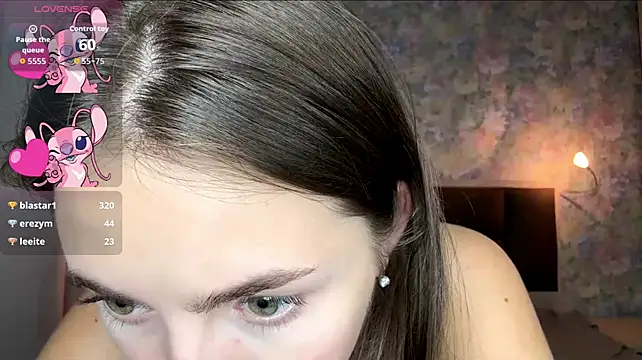 LoraDavi's Live XXX Chat