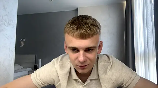 Онлайн чат XXX SoloFury