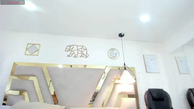 tania_brown01 现场XXX聊天