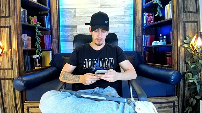 Jeremy_Blake: онлайн-секс-чат