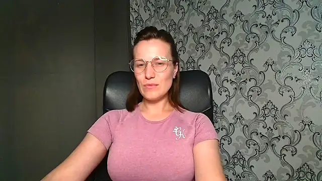 Онлайн чат XXX Kelly_Kisss