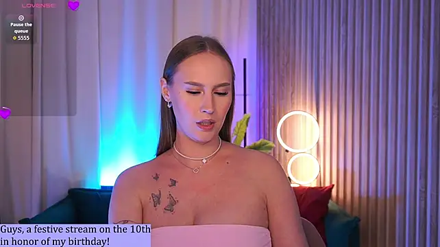 ViMilka's Live XXX Chat