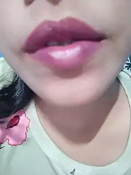 Anki-doll Chat XXX in diretta