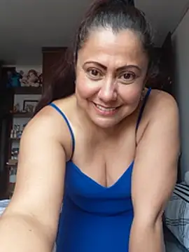 دردشة EmmaJhomson الجنسية المباشرة
