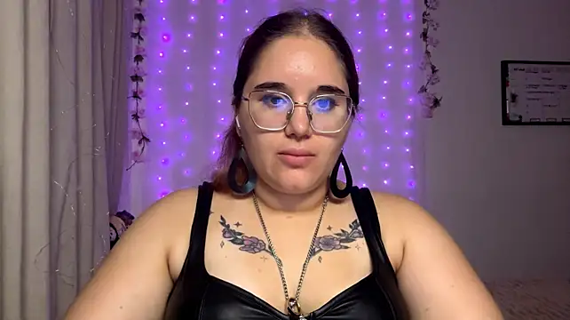 Chat +18 de MellisaDark ao vivo