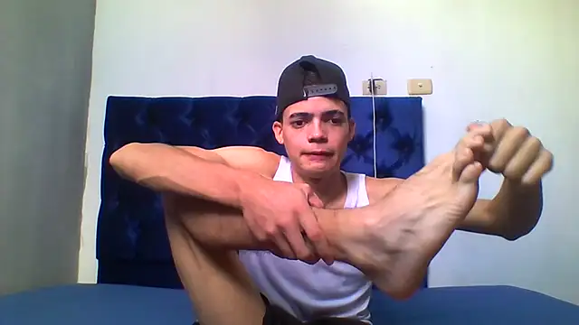 Latinos_2001 élő XXX-chatje