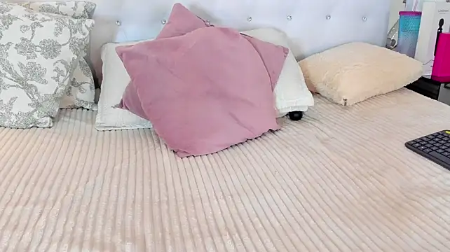 Isla_Scott Chat XXX in diretta
