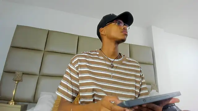 ChrisZurick Show Webcam