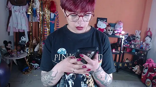 MissMiia2's Live XXX Chat
