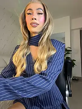 Pokazy przed kamerką – miss_tatiana_
