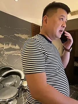 Chat +18 de zhang1118 ao vivo