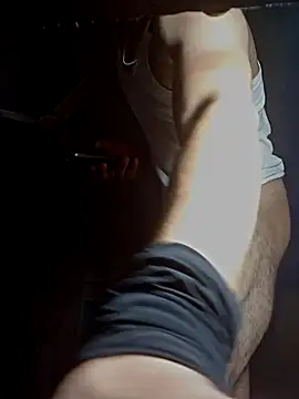 Pink_Anal_Virgin_Boy Adlı Modelin Canlı XXX Sohbeti