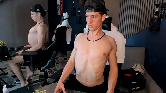 TheGhostforeeonss Live XXX-Chat