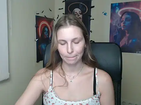 Онлайн чат XXX StrangerGi