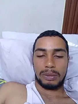 Jose0104 Show in webcam
