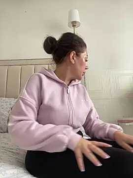 magical_mia live XXX chat