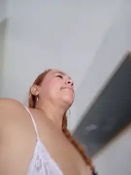 -Serena_'s Live XXX Chat