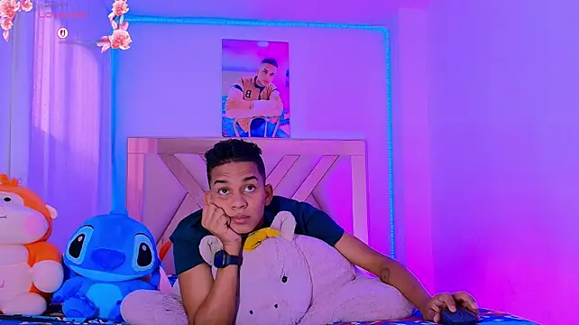 dilan_alfonzo Chat XXX in diretta
