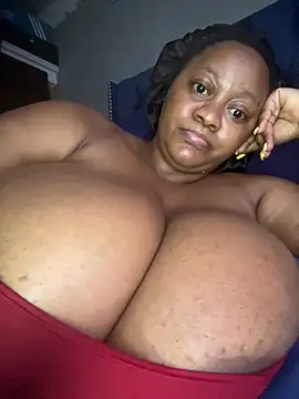 Chubbykarisma27's Webcam Show