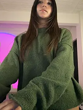 aly_golden_'s Live XXX Chat