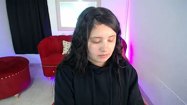nathaly_low1 élő XXX-chatje