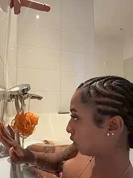 Your_Paris Live XXX-Chat