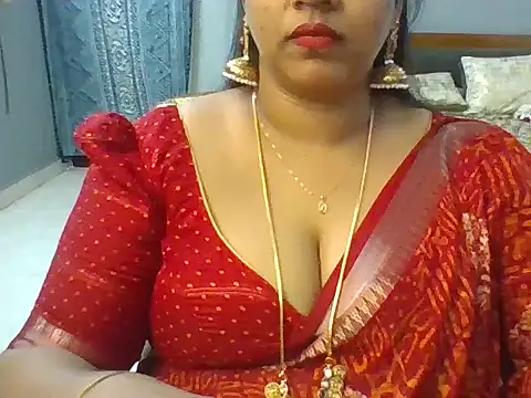 Chat +18 de Tamil_hot_Meenu ao vivo