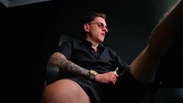 FelixStarkk Chat XXX live