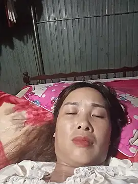 Bee_2x's Live XXX Chat