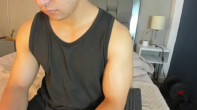 XXX chat uživo modela Charlie___Musk