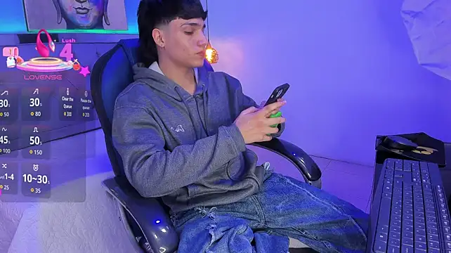 צ'אט XXX בשידור חי של SamBlack_