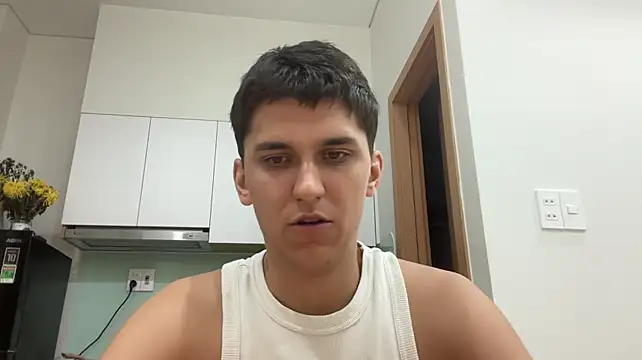 Adrian_Coles 现场XXX聊天