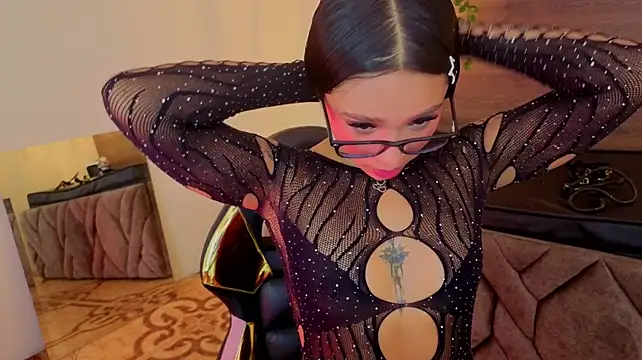 miiaboss_ Adlı Modelin Canlı XXX Sohbeti