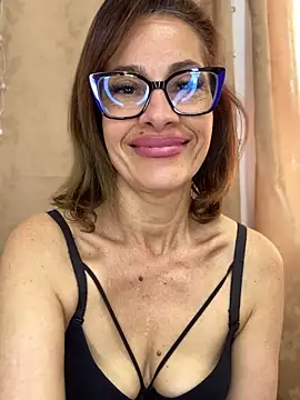 Goddess-Love-'s Live XXX Chat