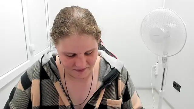 Bella_shyy_ XXX чат на живо