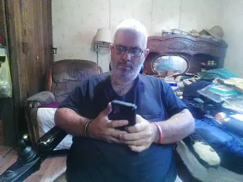 hearseguy77 Adlı Modelin Canlı XXX Sohbeti