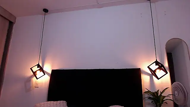 ArianaAlvarez_'s Live XXX Chat